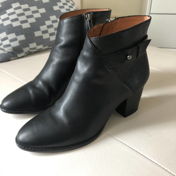 Madewell Shoes - Madewell Black Leather Booties